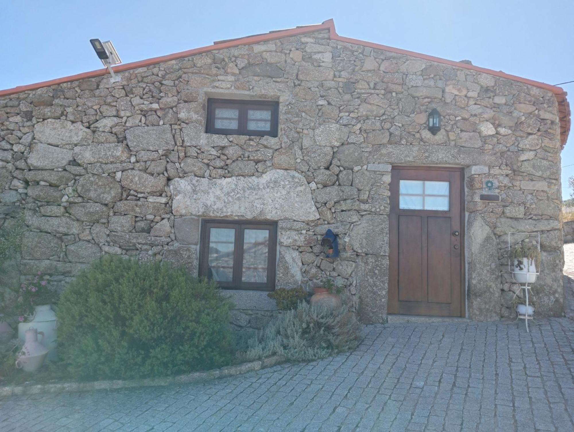 Hotel Eiras Do Dao Penalva do Castelo Exterior foto